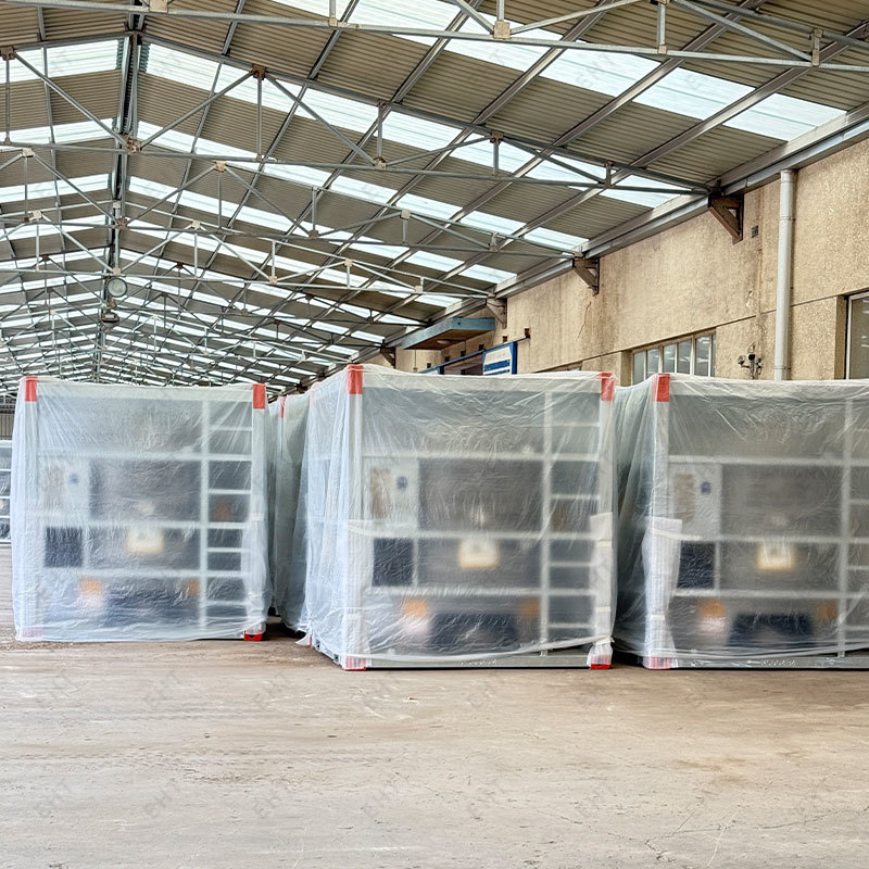 Coimeádán umar Iniompartha 10ft Amach ón gCósta